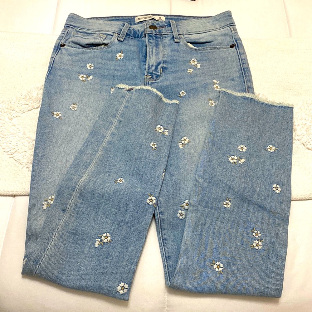 Abercrombie & Fitch Floral Embroidered Distressed Ankle Jeans